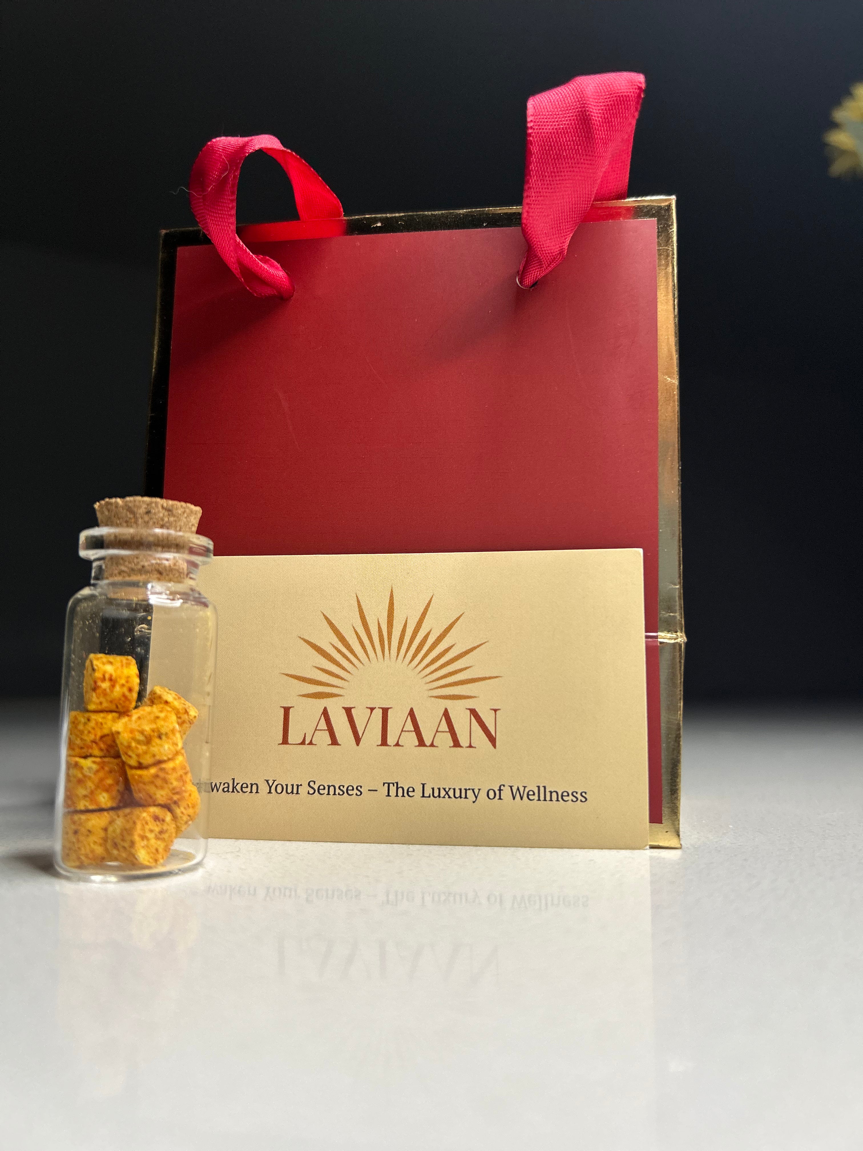 LAVIAAN Saffron Gift Box — Bottle with 10 Dissolvable Pills - Laviaan Wellness