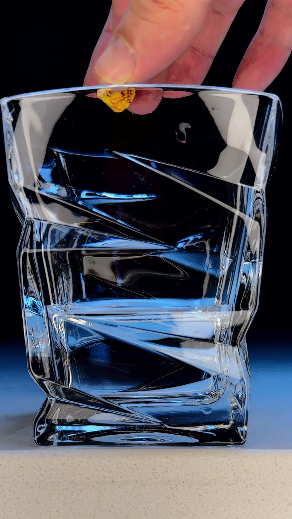 Fast dissolution of saffron pills